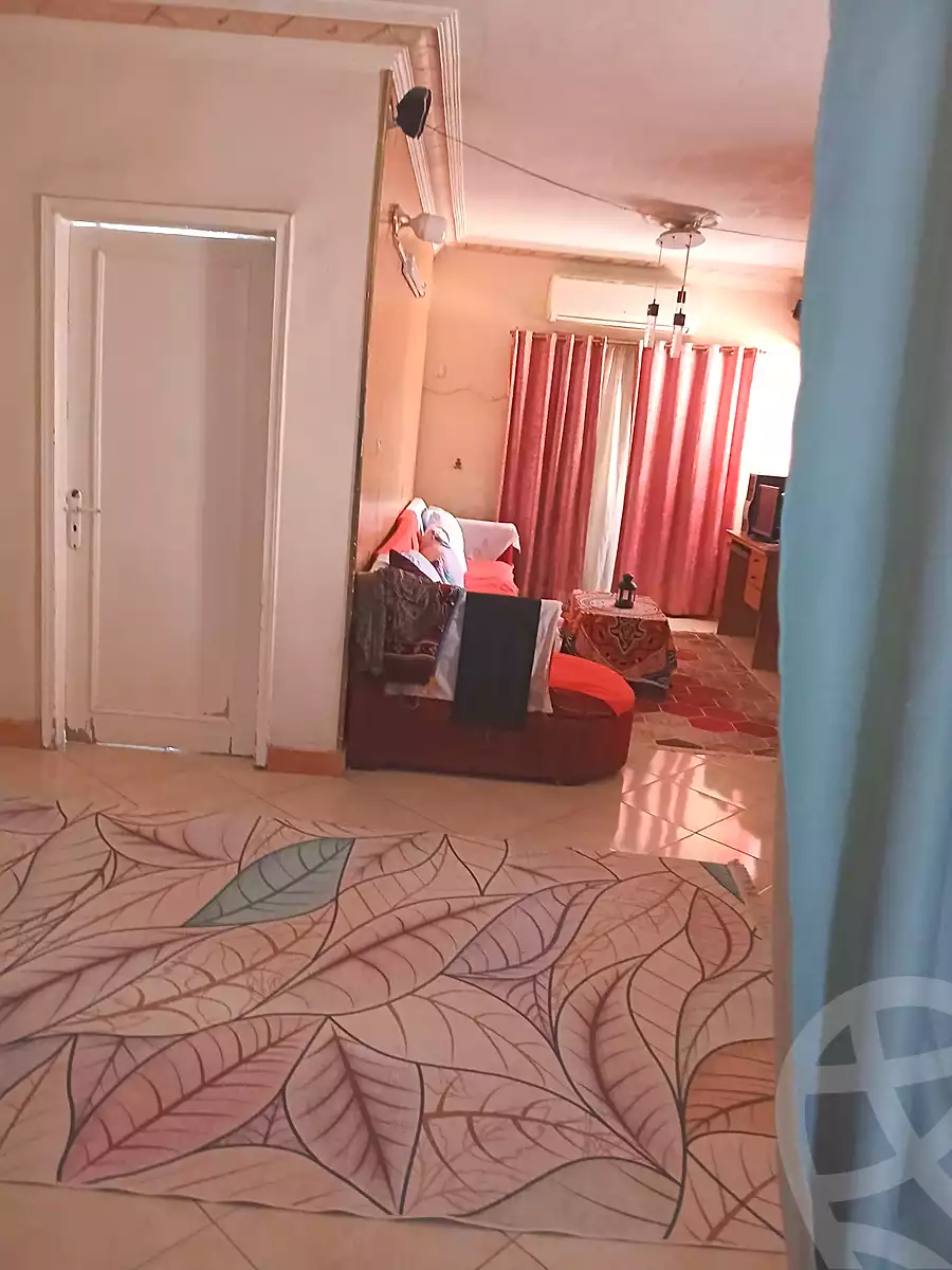 https://aqarmap.com.eg/ar/listing/7167247-for-sale-cairo-ain-shams-ain-shams-el-sharkia-afifi-effat-st