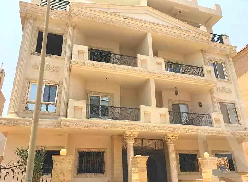 https://aqarmap.com.eg/ar/listing/7167549-for-sale-cairo-new-cairo-el-narges-el-narges-2-pilot-halawany-st
