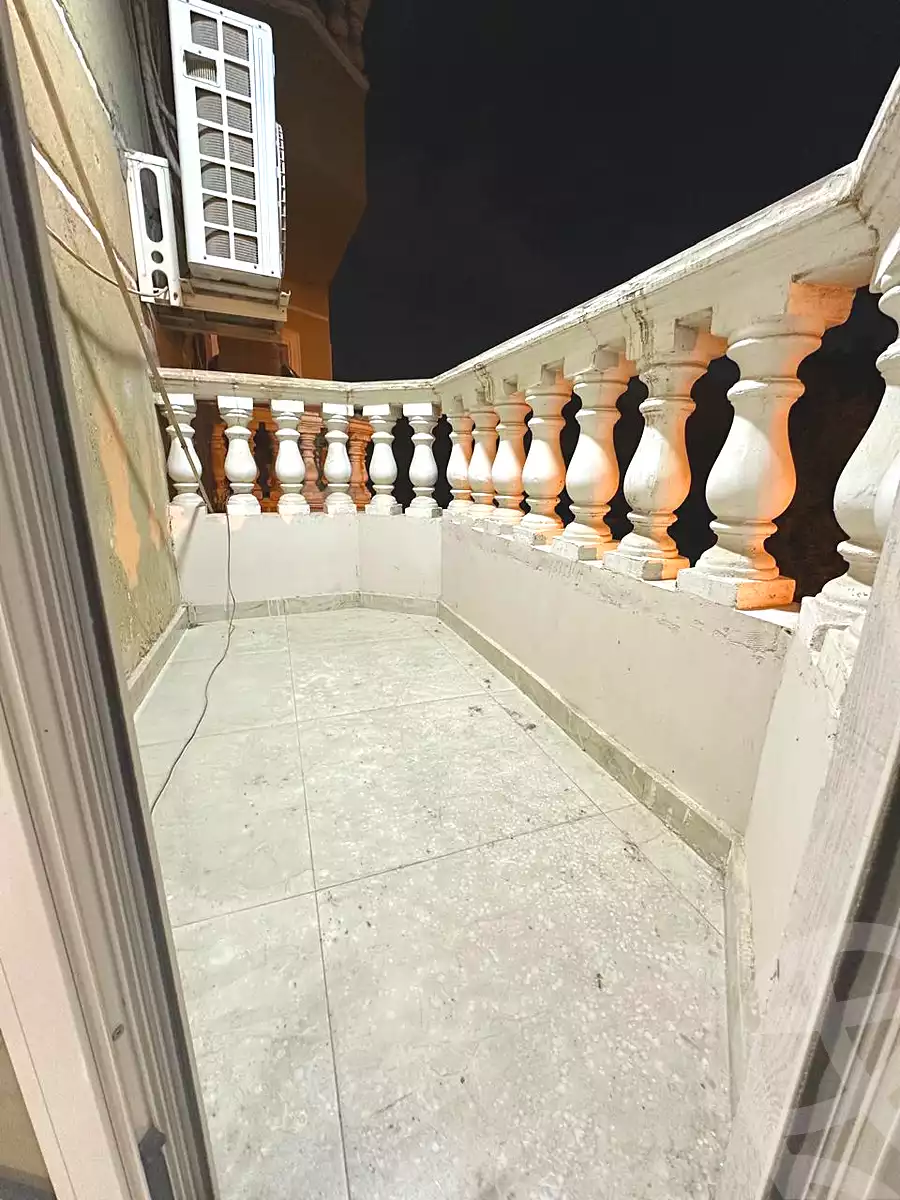 https://aqarmap.com.eg/en/listing/7167708-for-sale-cairo-6th-of-october-el-ahyaa-neighborhood-3rd-al-hay-al-thalith-st