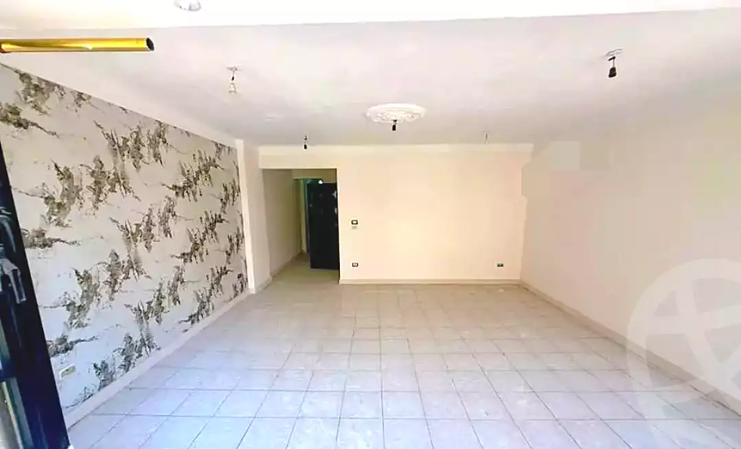 https://aqarmap.com.eg/en/listing/7167762-for-sale-alexandria-sydy-bshr-sydy-bshr-bhry-shr-khld-bn-lwlyd