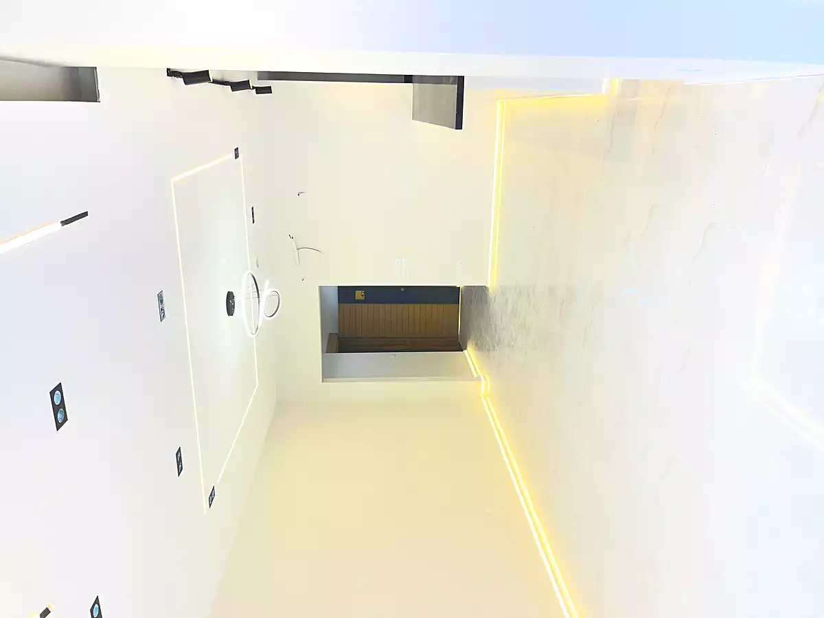 https://aqarmap.com.eg/ar/listing/6935500-for-rent-cairo-new-cairo-compounds-dh-ykwn-2-ryzydns-styl-hwm