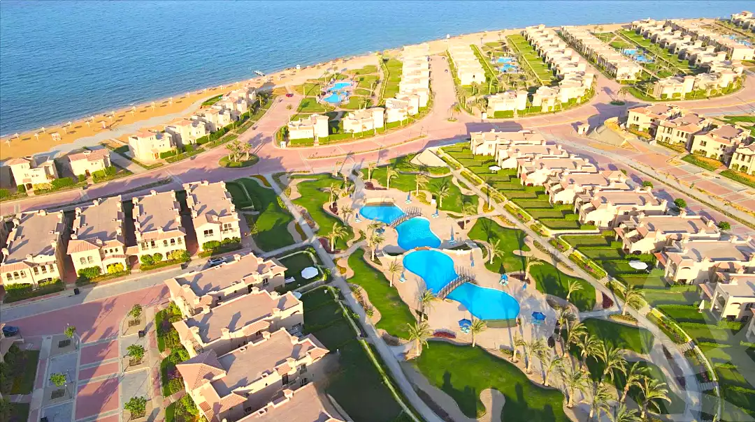 https://aqarmap.com.eg/ar/listing/7168065-for-sale-ain-elsokhna-resorts-la-vista-gardens