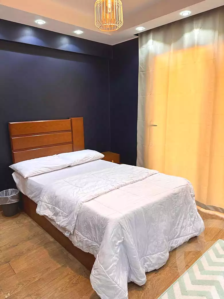https://aqarmap.com.eg/ar/listing/7168155-for-rent-cairo-6th-of-october-compounds-jn-ktwbr