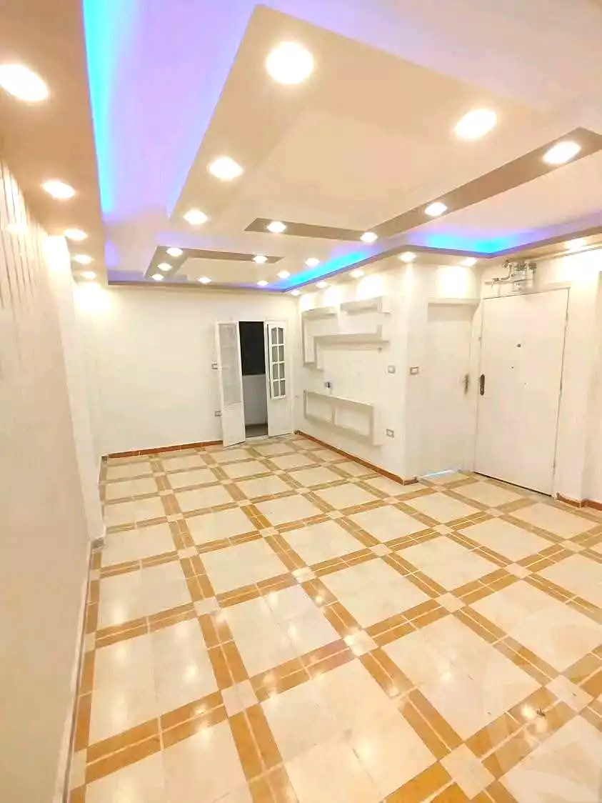https://aqarmap.com.eg/ar/listing/7168168-for-sale-alexandria-lsywf-el-falki