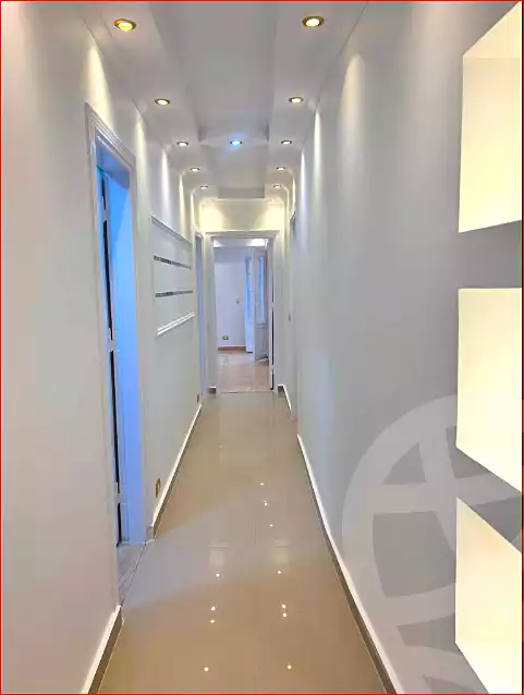 https://aqarmap.com.eg/ar/listing/7168435-for-sale-alexandria-sydy-bshr-sydy-bshr-bhry-shr-mhmwd-l-yswy