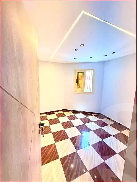 https://aqarmap.com.eg/ar/listing/7168518-for-sale-alexandria-sydy-bshr-sydy-bshr-bhry-shr-khld-bn-lwlyd