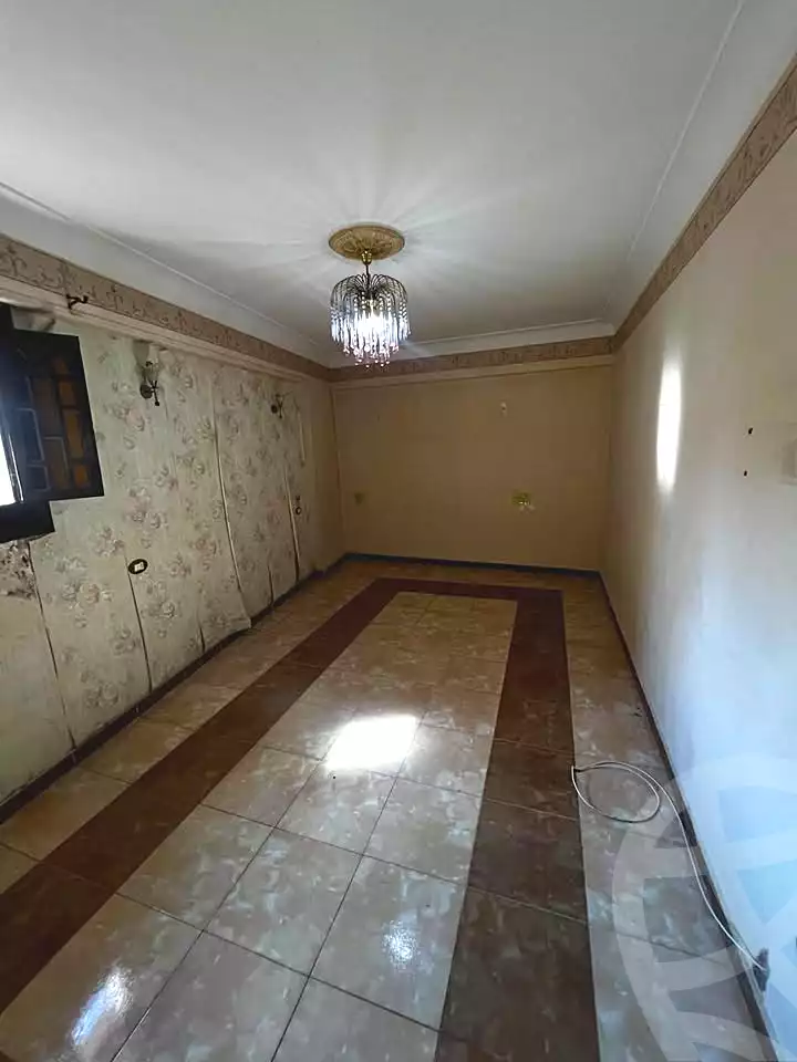https://aqarmap.com.eg/ar/listing/7168535-for-sale-alexandria-el-asafra-shr-45