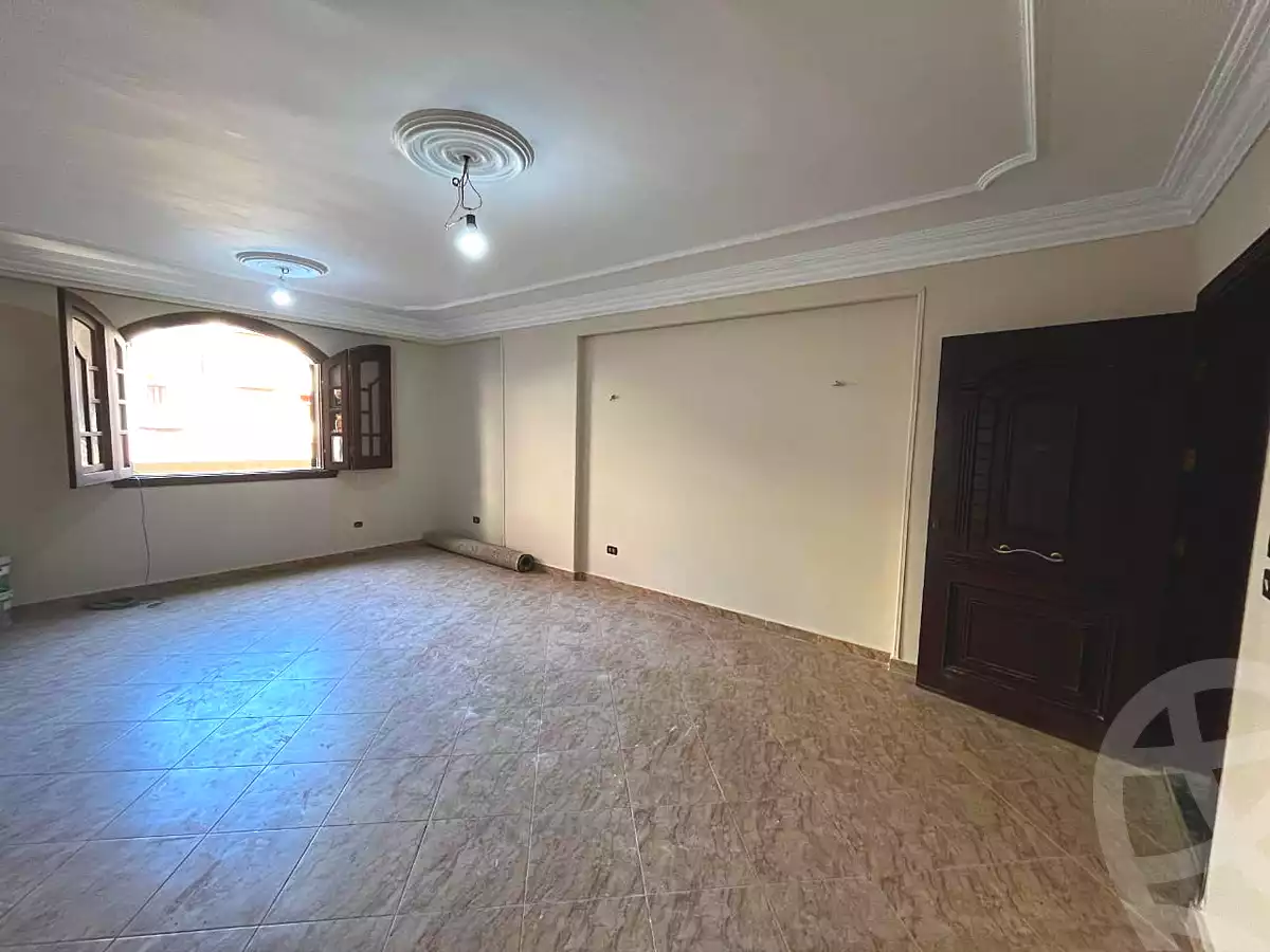 https://aqarmap.com.eg/en/listing/7168543-for-sale-cairo-el-haram-el-lebeny-soltan-khattab-st