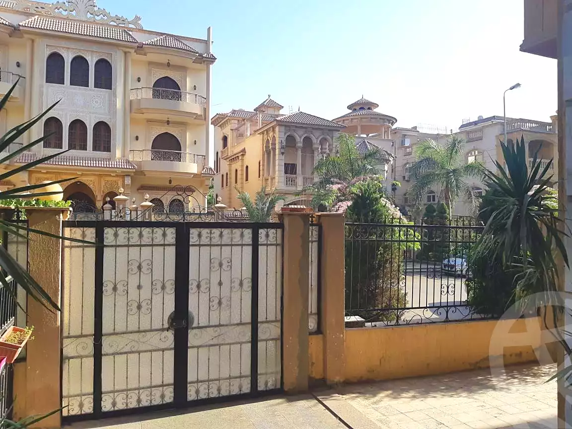 https://aqarmap.com.eg/ar/listing/7168610-for-sale-cairo-new-cairo-first-settlement-neighbourhood-5-el-shaheed-islam-raafat-st