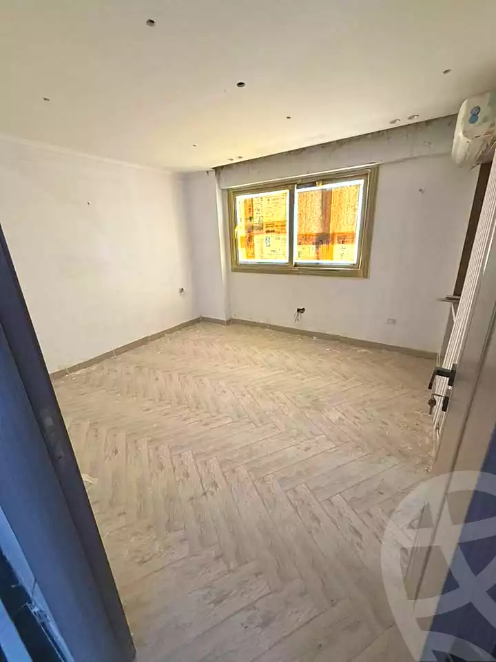 https://aqarmap.com.eg/en/listing/7168674-for-rent-alexandria-kafr-abdo-sant-giyn-st