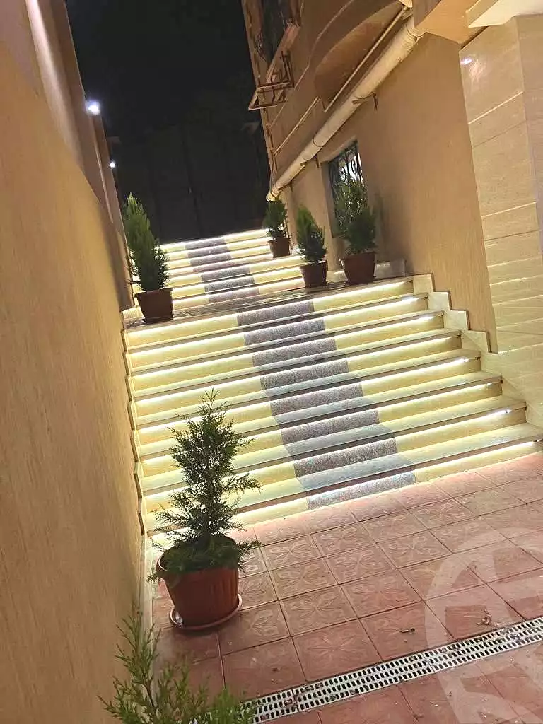 https://aqarmap.com.eg/ar/listing/7168899-for-rent-cairo-new-cairo-el-narges-el-narges-2-ali-mahmoud-taha-st