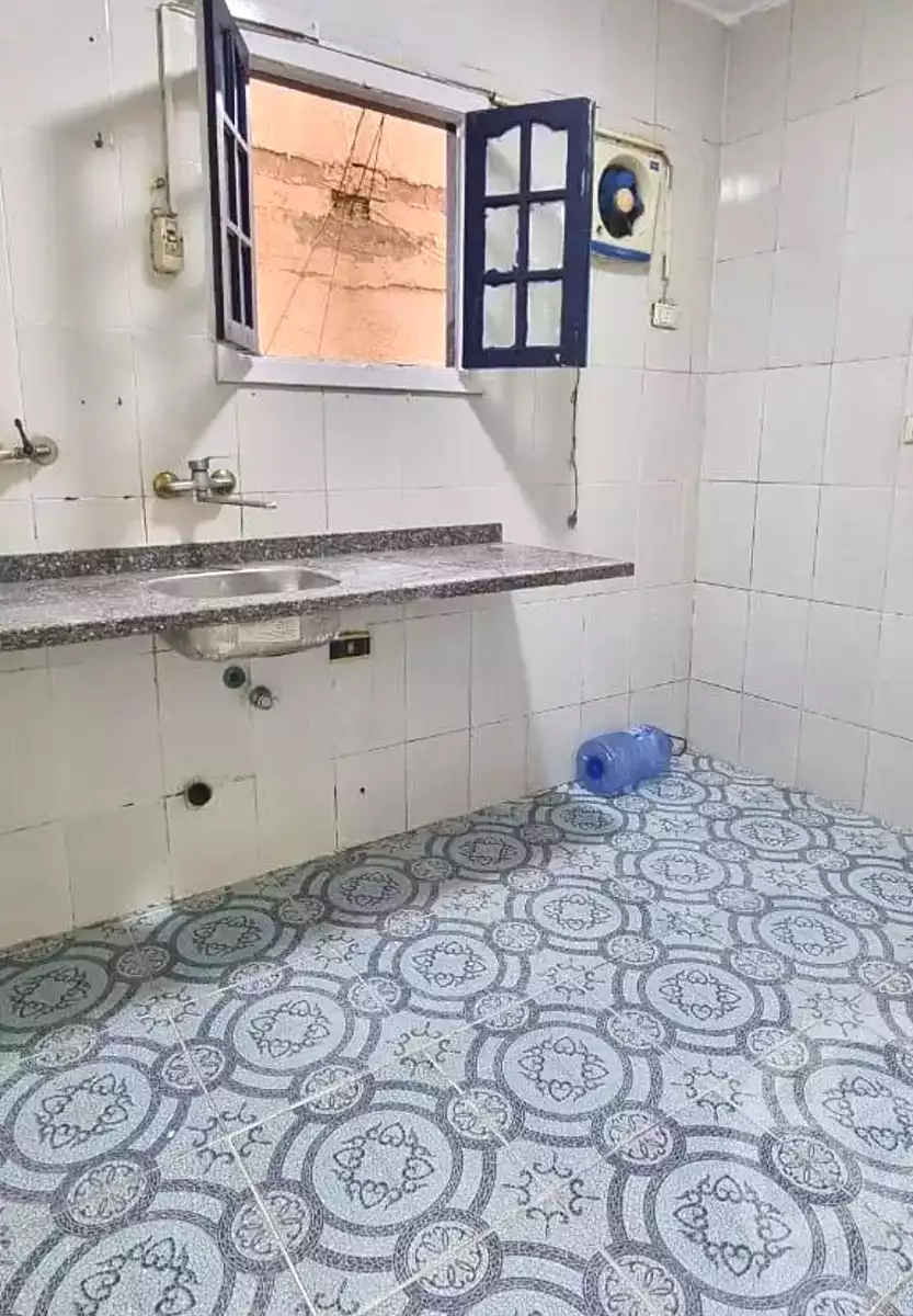 https://aqarmap.com.eg/en/listing/7168959-for-sale-alexandria-al-agamy-shataa-el-nakheel