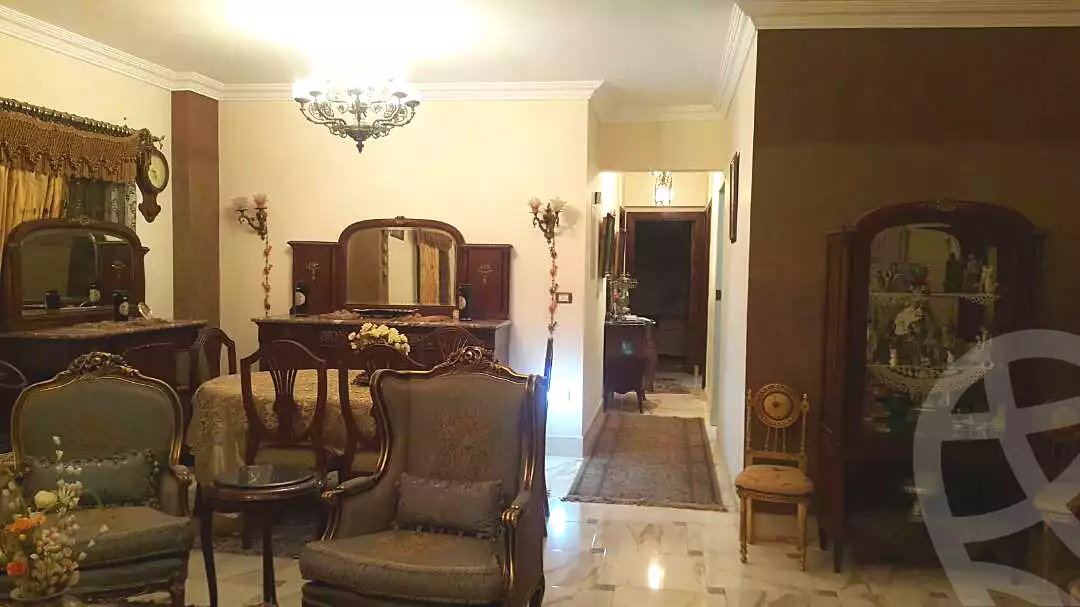 https://aqarmap.com.eg/ar/listing/7169454-for-sale-cairo-el-sheikh-zayed-city-compounds-continental-gardens