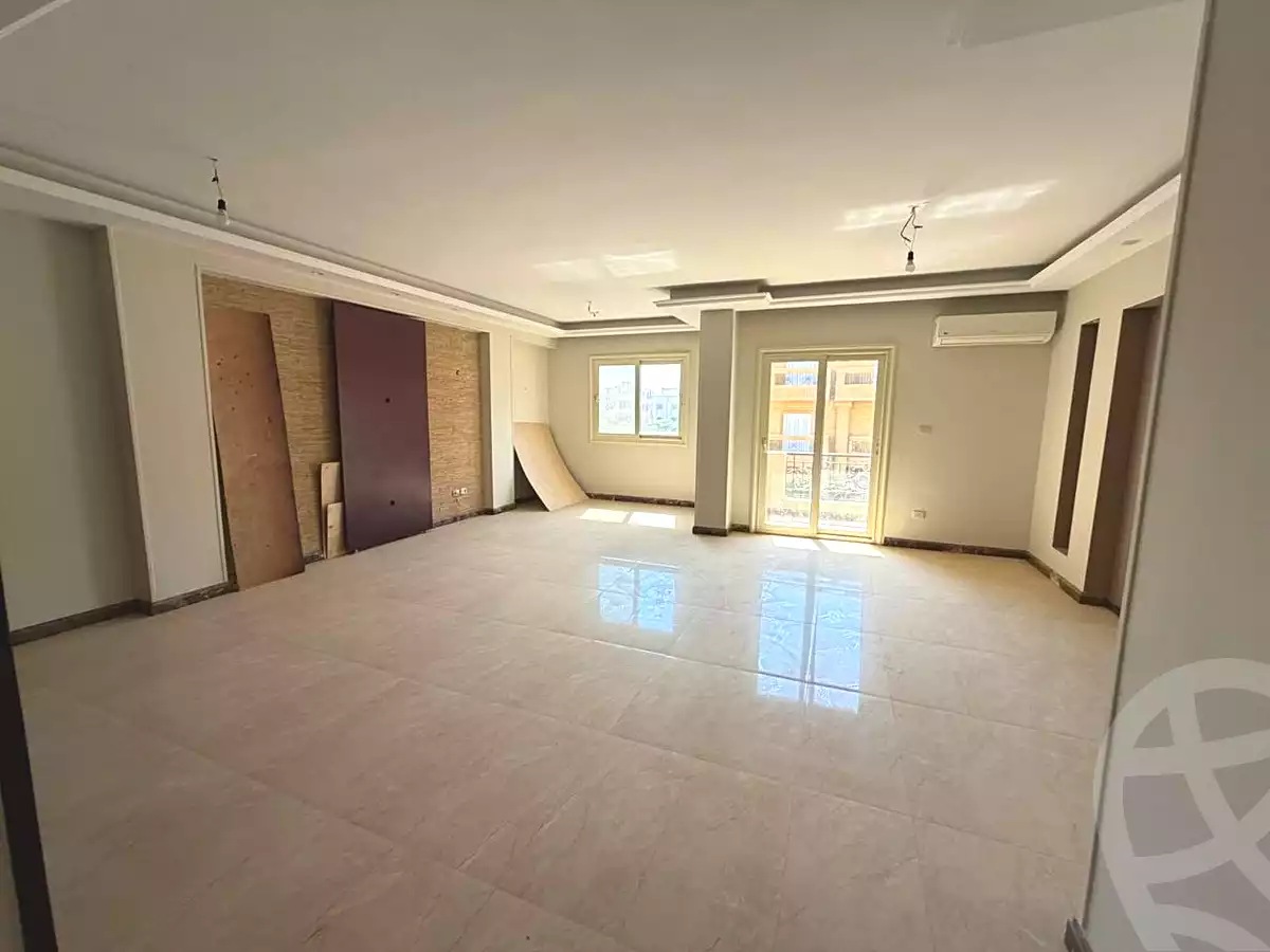 https://aqarmap.com.eg/en/listing/7169566-for-sale-cairo-new-cairo-compounds-kmbwnd-lnkhyl