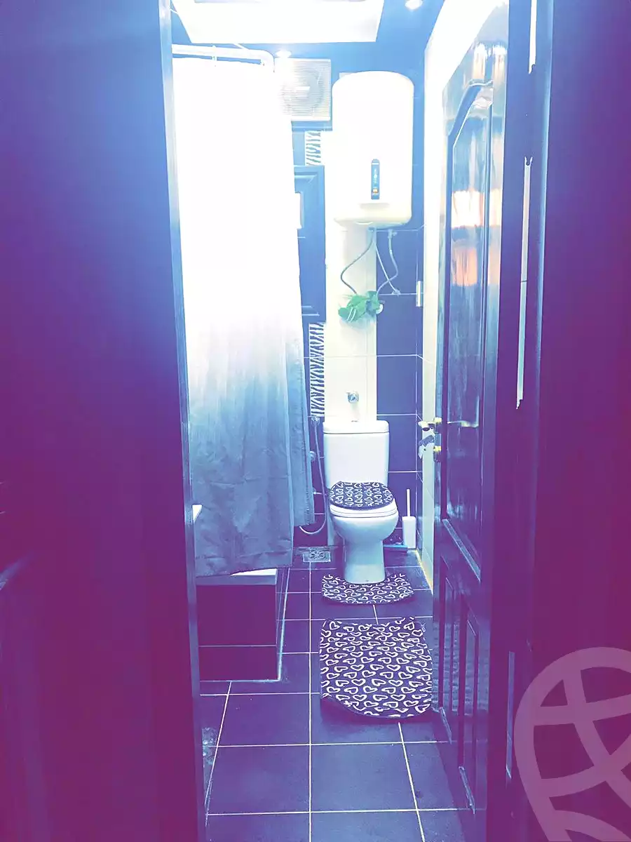 https://aqarmap.com.eg/ar/listing/7169731-for-sale-cairo-el-sheikh-zayed-city-el-hay-el-thaleth-ashaer-area-1-el-salam-st