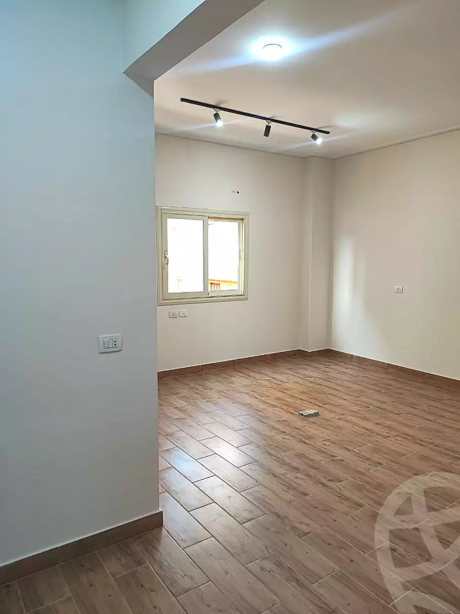 https://aqarmap.com.eg/ar/listing/7169813-for-rent-cairo-new-cairo-el-yassamin-el-yasmeen-8