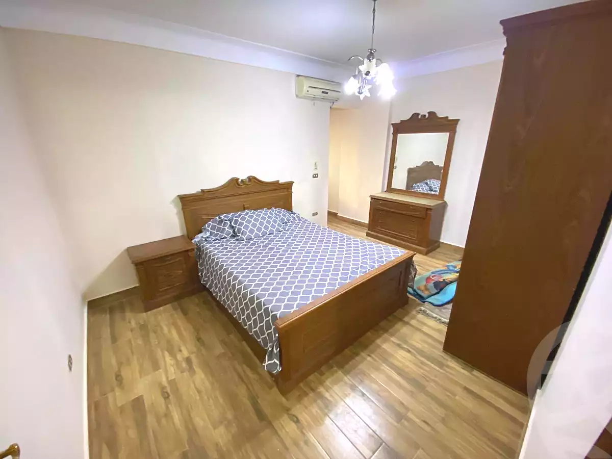 https://aqarmap.com.eg/en/listing/7169951-for-rent-alexandria-bolekly-abd-el-salam-aref-st