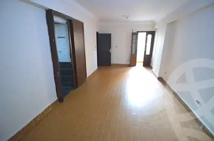 https://aqarmap.com.eg/ar/listing/7169973-for-sale-alexandria-ganaklis