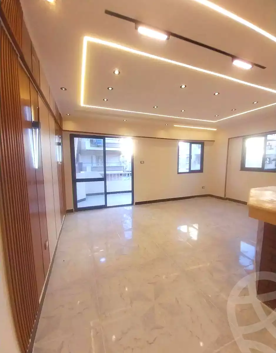https://aqarmap.com.eg/en/listing/7170065-for-sale-alexandria-al-agamy-shataa-el-nakheel
