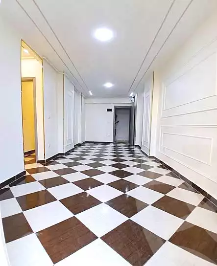 https://aqarmap.com.eg/ar/listing/7170087-for-sale-alexandria-sydy-bshr-sydy-bshr-bhry-shr-mhmwd-l-yswy