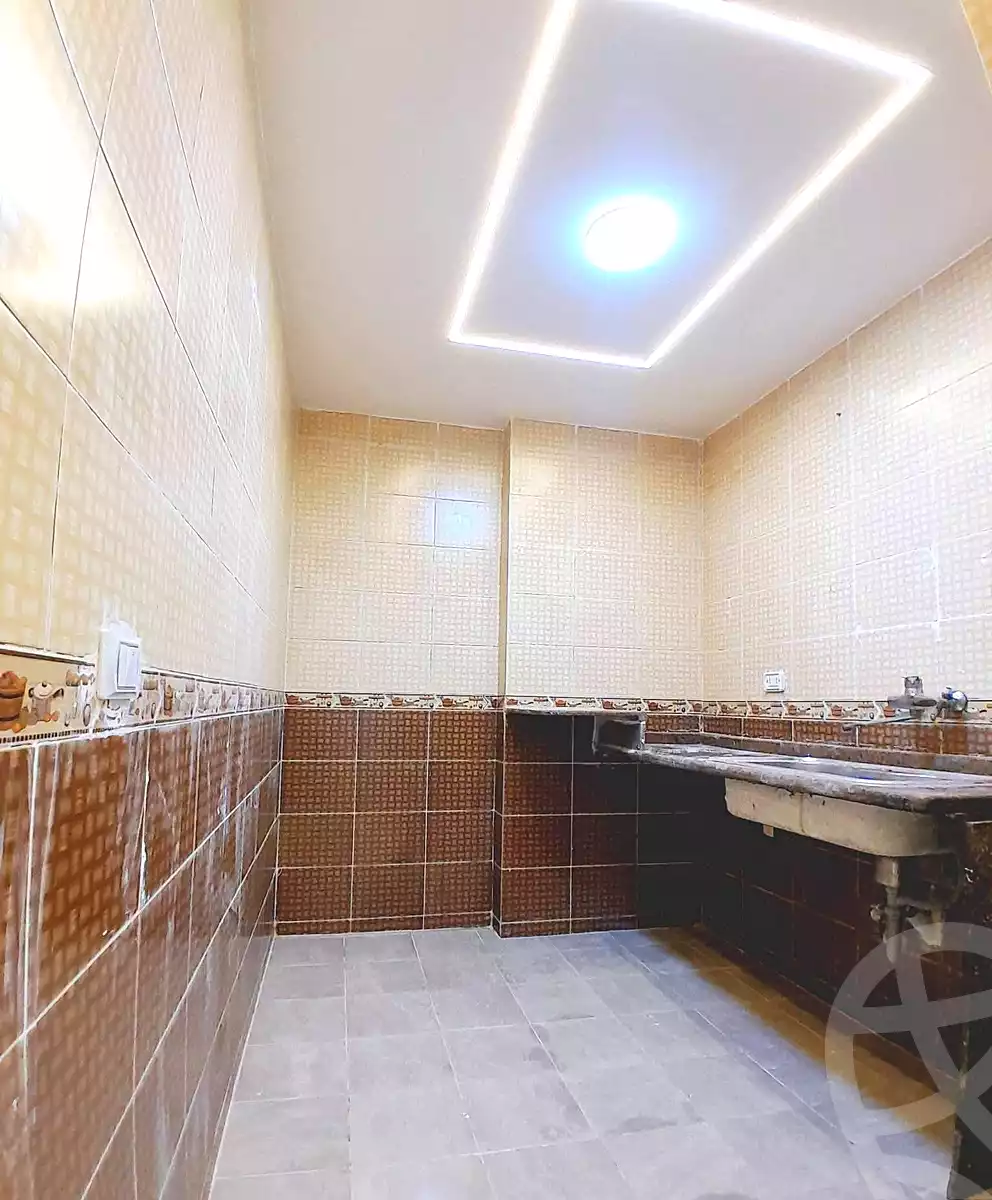 https://aqarmap.com.eg/ar/listing/7170087-for-sale-alexandria-sydy-bshr-sydy-bshr-bhry-shr-mhmwd-l-yswy