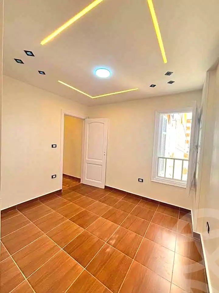 https://aqarmap.com.eg/ar/listing/7170089-for-sale-alexandria-miami-street-56