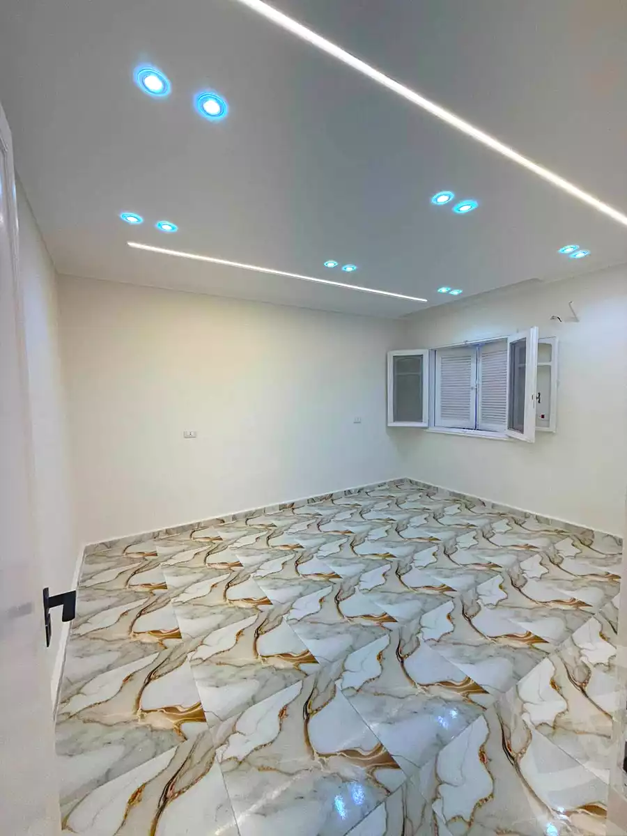 https://aqarmap.com.eg/ar/listing/7170228-for-sale-alexandria-miami-el-gaish-rd-st
