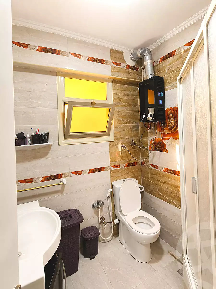 https://aqarmap.com.eg/ar/listing/7170359-for-sale-alexandria-al-agamy-lbytsh-mohamed-el-fardi-st