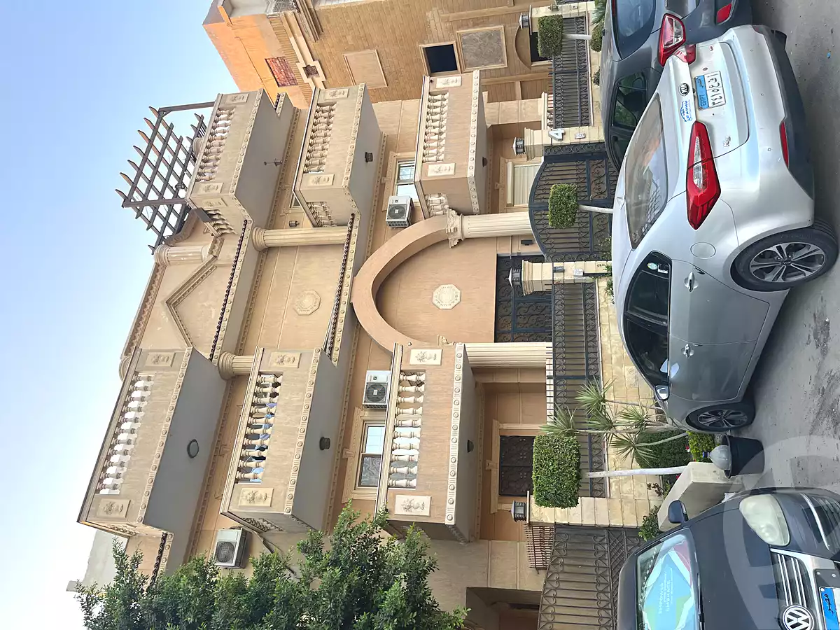 https://aqarmap.com.eg/en/listing/7170781-for-rent-cairo-new-cairo-first-settlement-mhwr-mstfy-kml