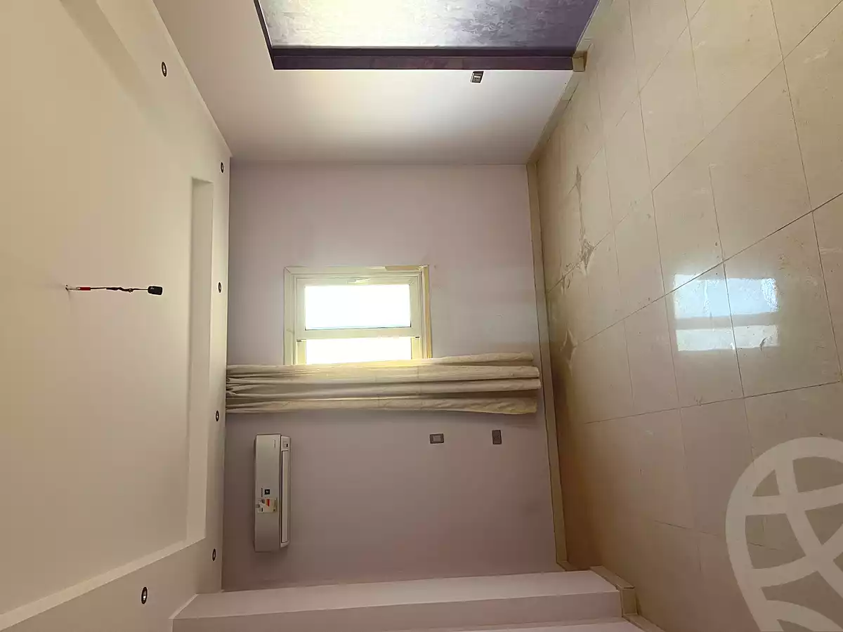 https://aqarmap.com.eg/en/listing/7170781-for-rent-cairo-new-cairo-first-settlement-mhwr-mstfy-kml