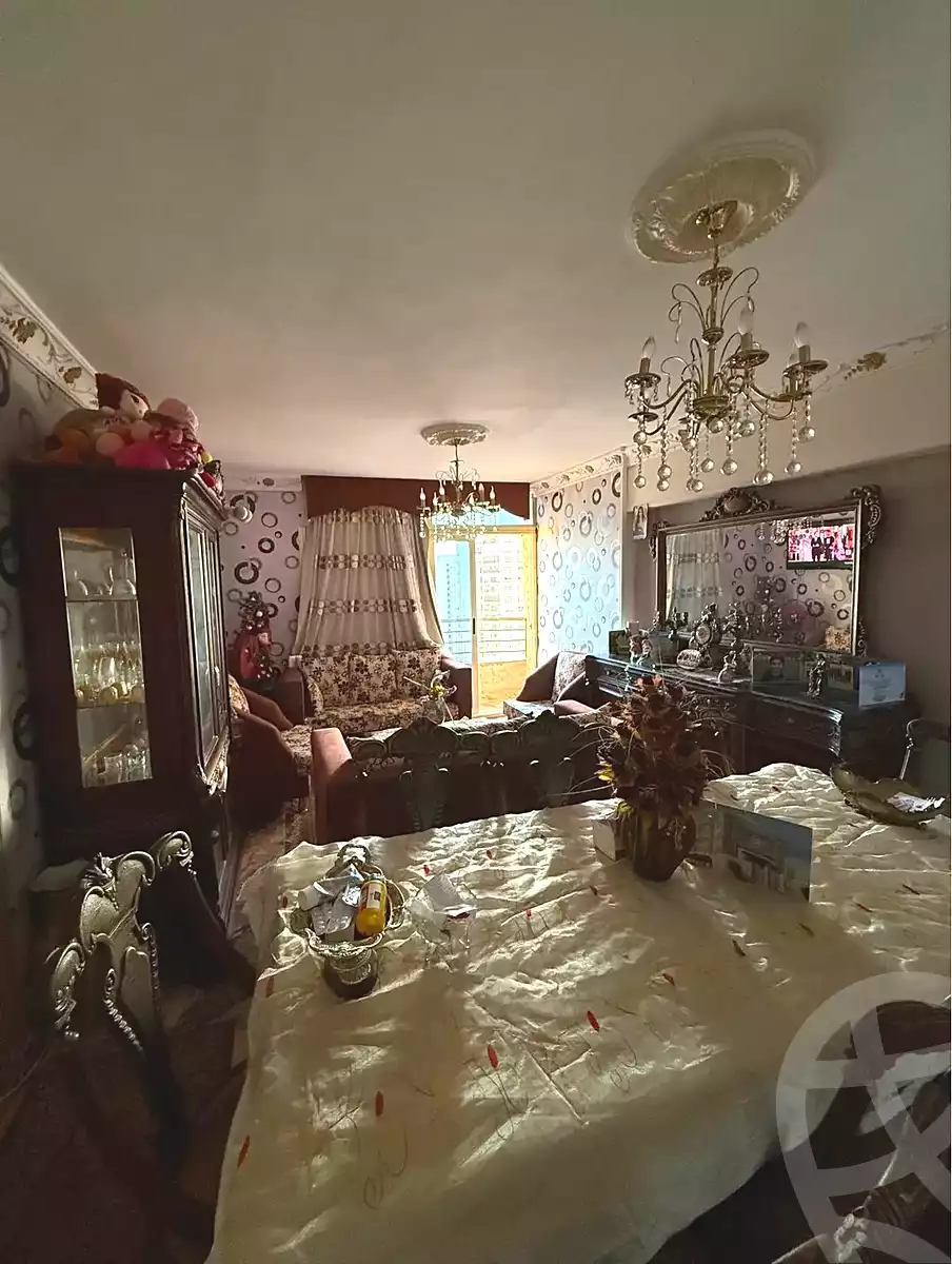 https://aqarmap.com.eg/ar/listing/7170867-for-sale-alexandria-sydy-bshr-sydy-bshr-bhry-shr-khld-bn-lwlyd