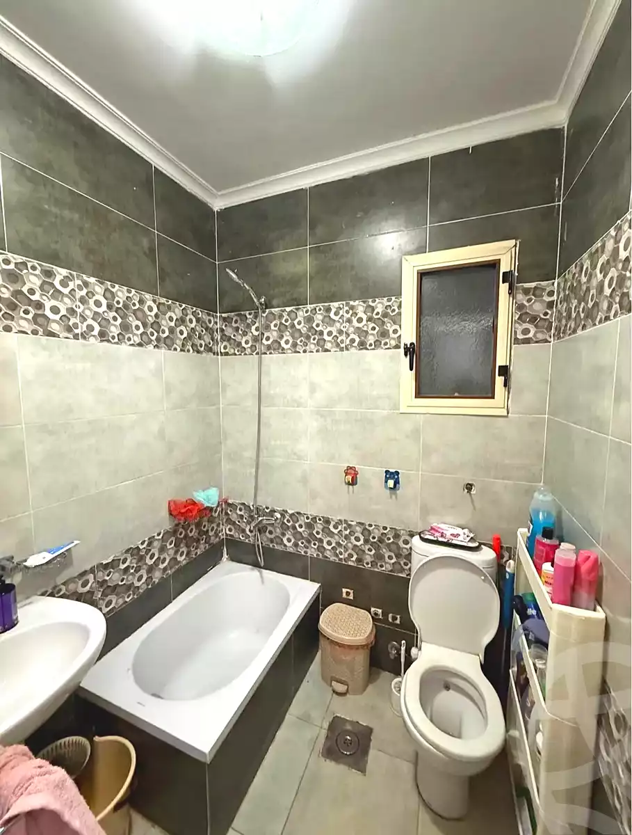 https://aqarmap.com.eg/ar/listing/7170867-for-sale-alexandria-sydy-bshr-sydy-bshr-bhry-shr-khld-bn-lwlyd
