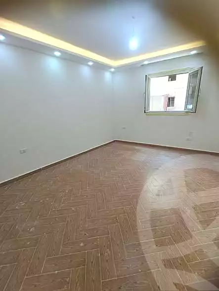 https://aqarmap.com.eg/ar/listing/7170926-for-sale-alexandria-sydy-bshr-sydy-bshr-bhry-gamal-abd-el-nasir-st