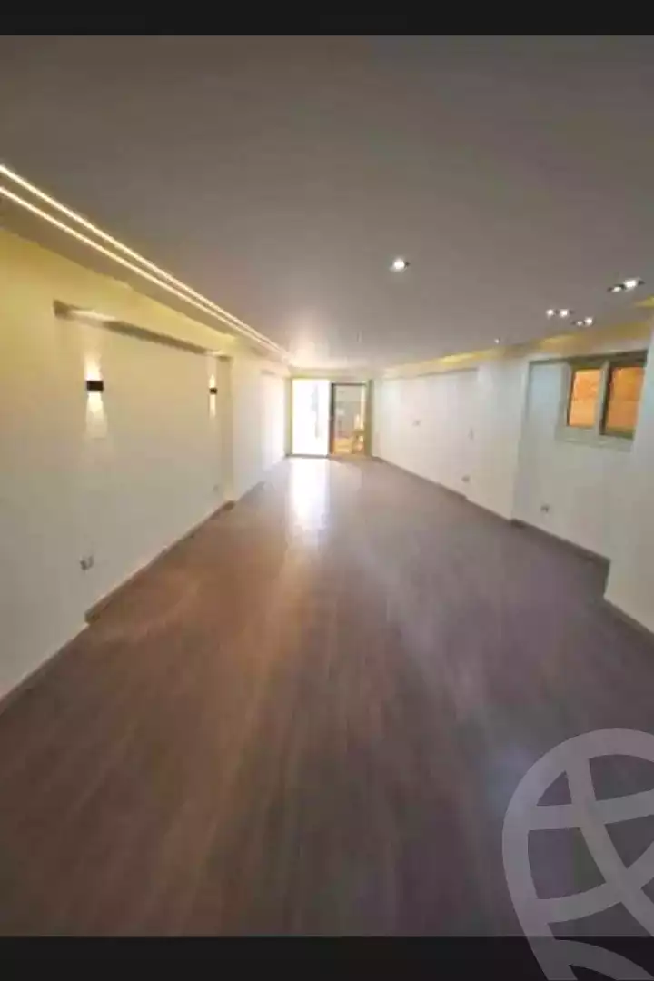 https://aqarmap.com.eg/ar/listing/7171074-for-sale-alexandria-miami-mahmoud-el-isawy-st