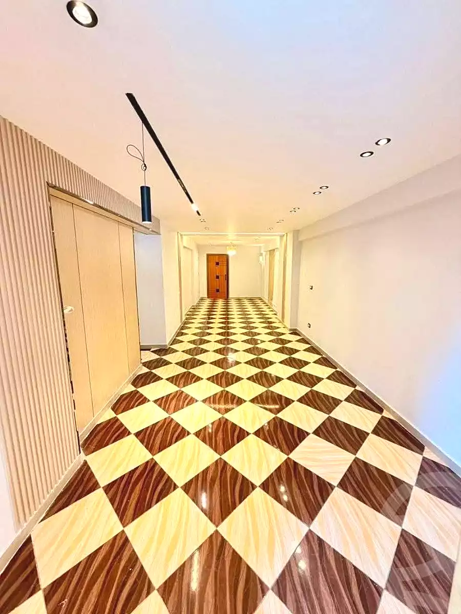 https://aqarmap.com.eg/en/listing/7171106-for-sale-alexandria-sydy-bshr-sydy-bshr-bhry-shr-khld-bn-lwlyd