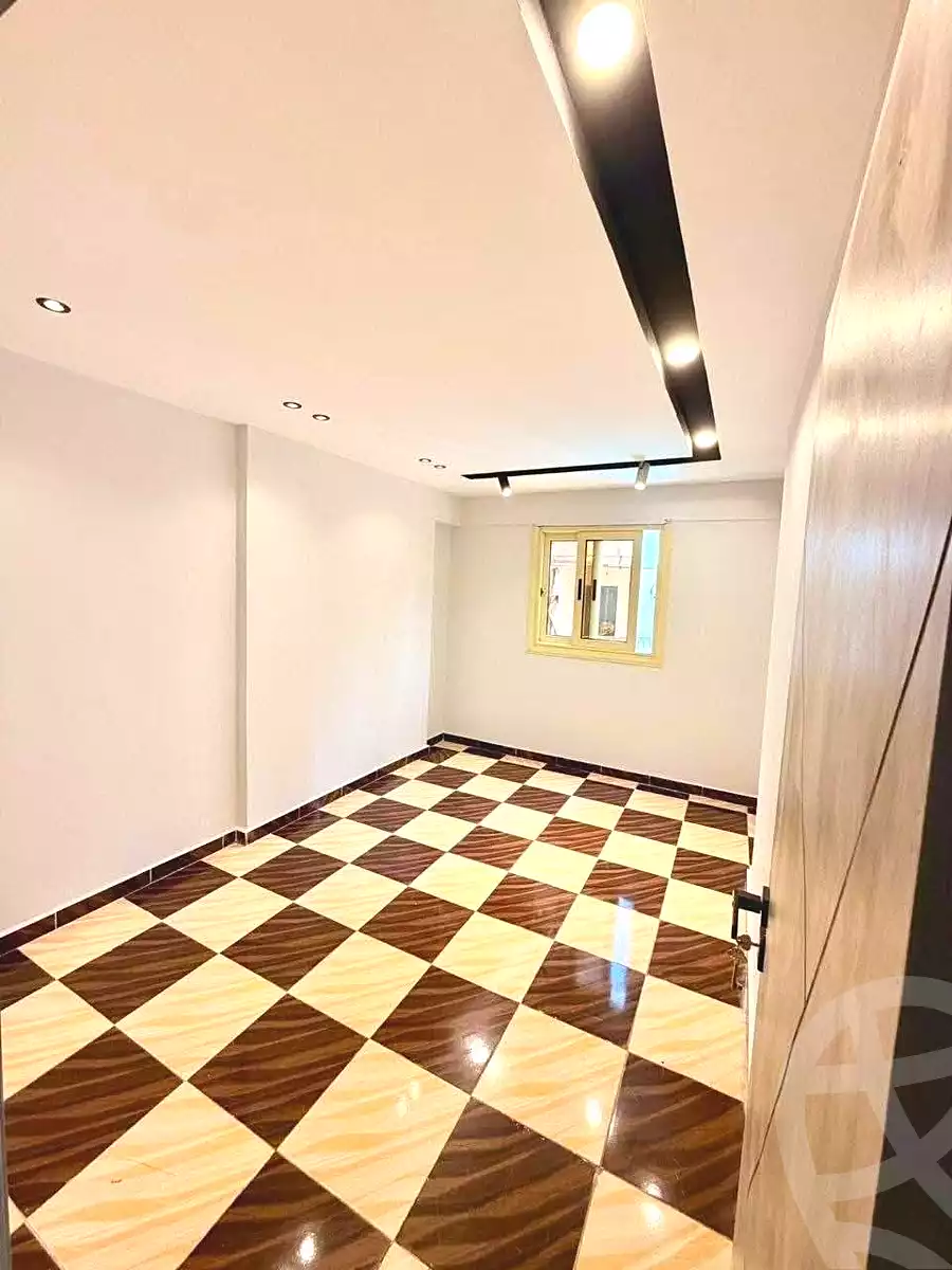 https://aqarmap.com.eg/en/listing/7171106-for-sale-alexandria-sydy-bshr-sydy-bshr-bhry-shr-khld-bn-lwlyd