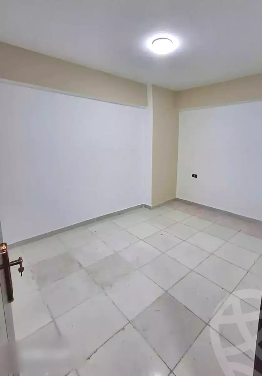 https://aqarmap.com.eg/ar/listing/7171190-for-sale-alexandria-lsywf-el-falki