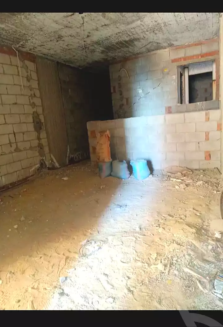 https://aqarmap.com.eg/en/listing/7171290-for-sale-alexandria-al-agamy-lbytsh-shahr-al-assal-st