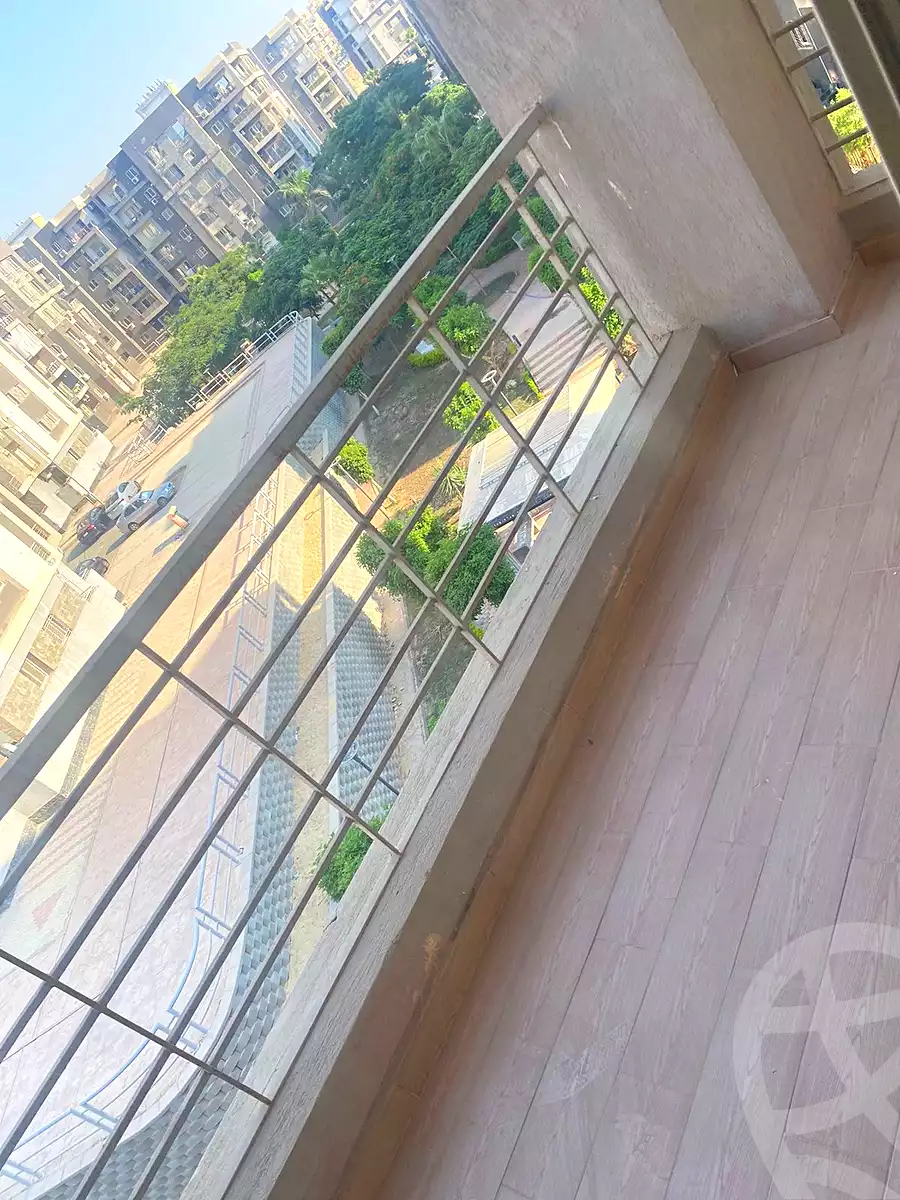 https://aqarmap.com.eg/en/listing/7171407-for-sale-cairo-new-cairo-compounds-dar-misr-el-koronfel