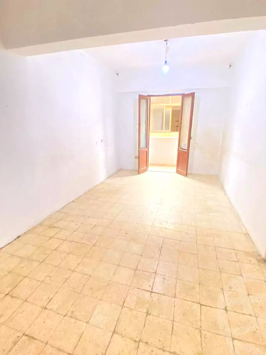 https://aqarmap.com.eg/en/listing/7171421-for-sale-alexandria-al-agamy-el-hanouvel-al-asdakaa-st