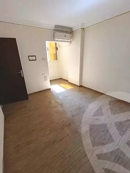 https://aqarmap.com.eg/en/listing/7171695-for-sale-cairo-helwan-ahmed-enci-st