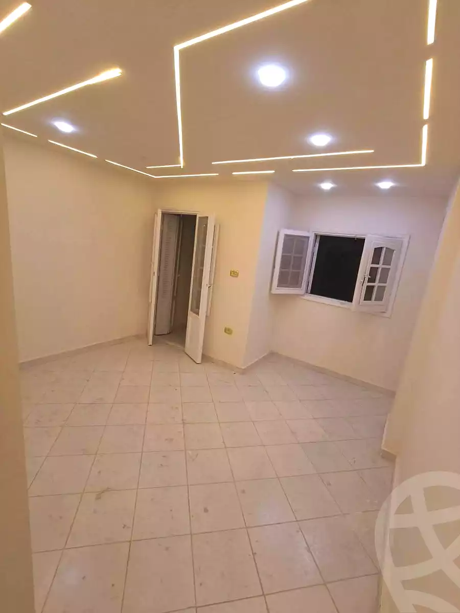 https://aqarmap.com.eg/ar/listing/7171795-for-sale-alexandria-lsywf-el-falki