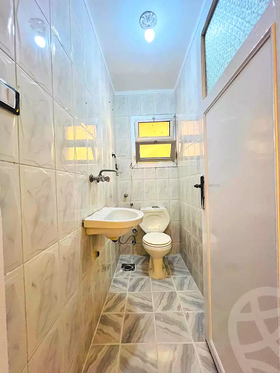 https://aqarmap.com.eg/ar/listing/7171851-for-sale-alexandria-al-agamy-shataa-el-nakheel