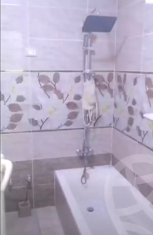 https://aqarmap.com.eg/ar/listing/7171932-for-sale-cairo-ain-shams-jsr-lswys