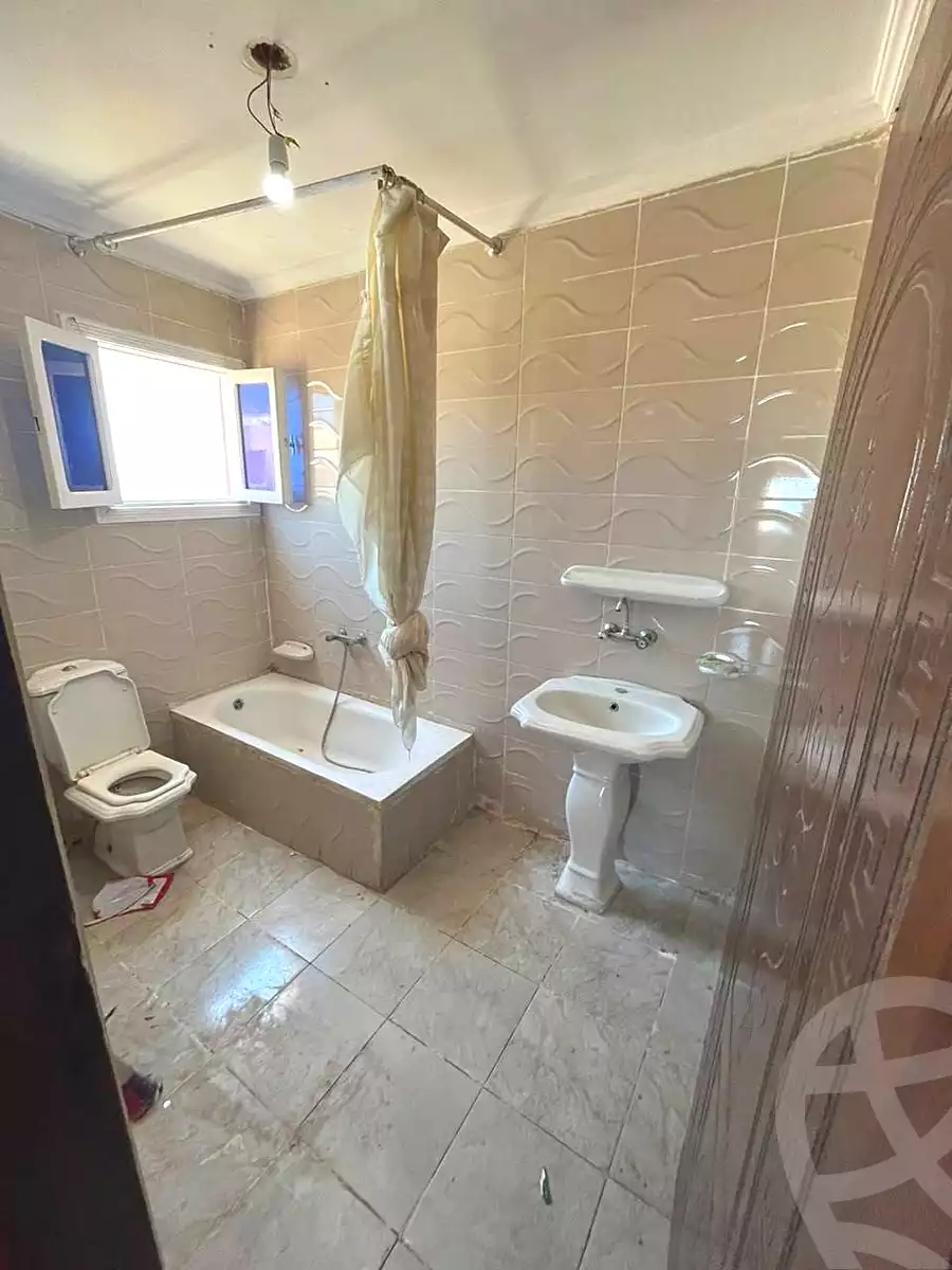 https://aqarmap.com.eg/en/listing/7172095-for-sale-alexandria-bahray-el-anfoshy-taher-bek-st