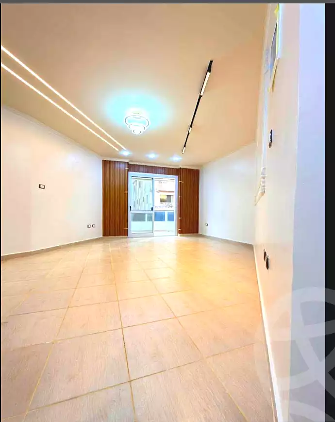 https://aqarmap.com.eg/ar/listing/7172184-for-sale-alexandria-al-agamy-shataa-el-nakheel