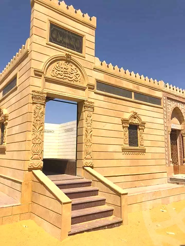 https://aqarmap.com.eg/en/listing/7172212-for-sale-cairo-6th-of-october-el-wahatt-road