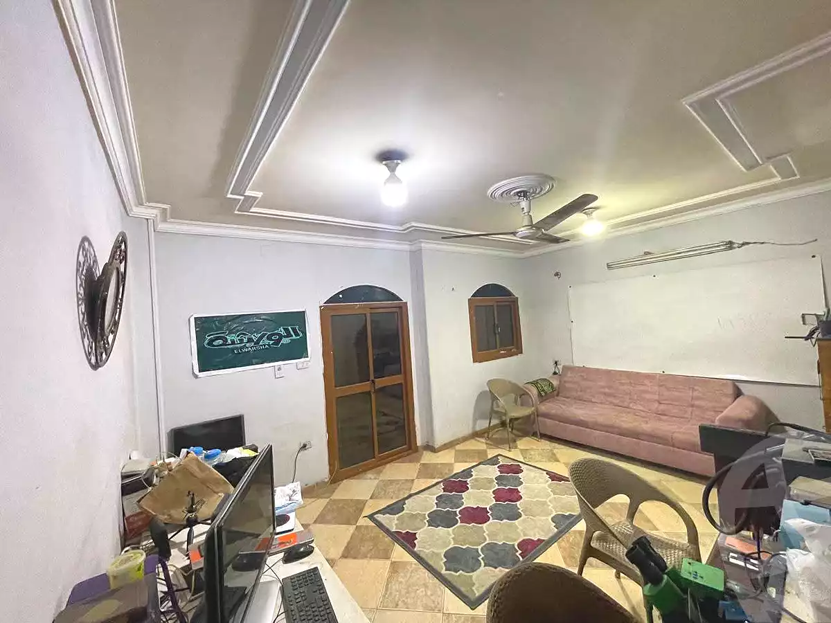https://aqarmap.com.eg/ar/listing/7172278-for-sale-cairo-helwan-mahmoud-khater-st