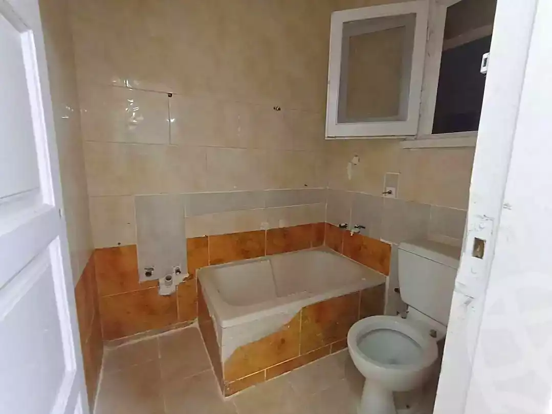 https://aqarmap.com.eg/ar/listing/7172386-for-sale-alexandria-al-agamy-shataa-el-nakheel