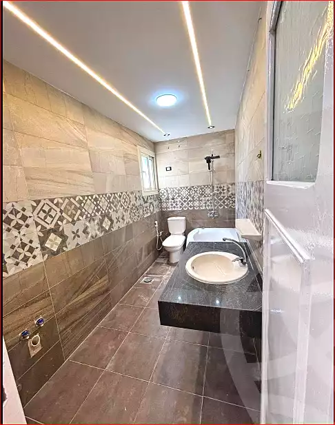https://aqarmap.com.eg/ar/listing/7172409-for-sale-alexandria-miami-el-gaish-rd-st